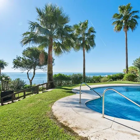 Oceanfront Apartment Mijas