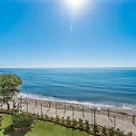 Apartment Oceanfront Mijas
